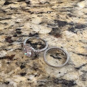 Elegant Silver Women's Ring Set